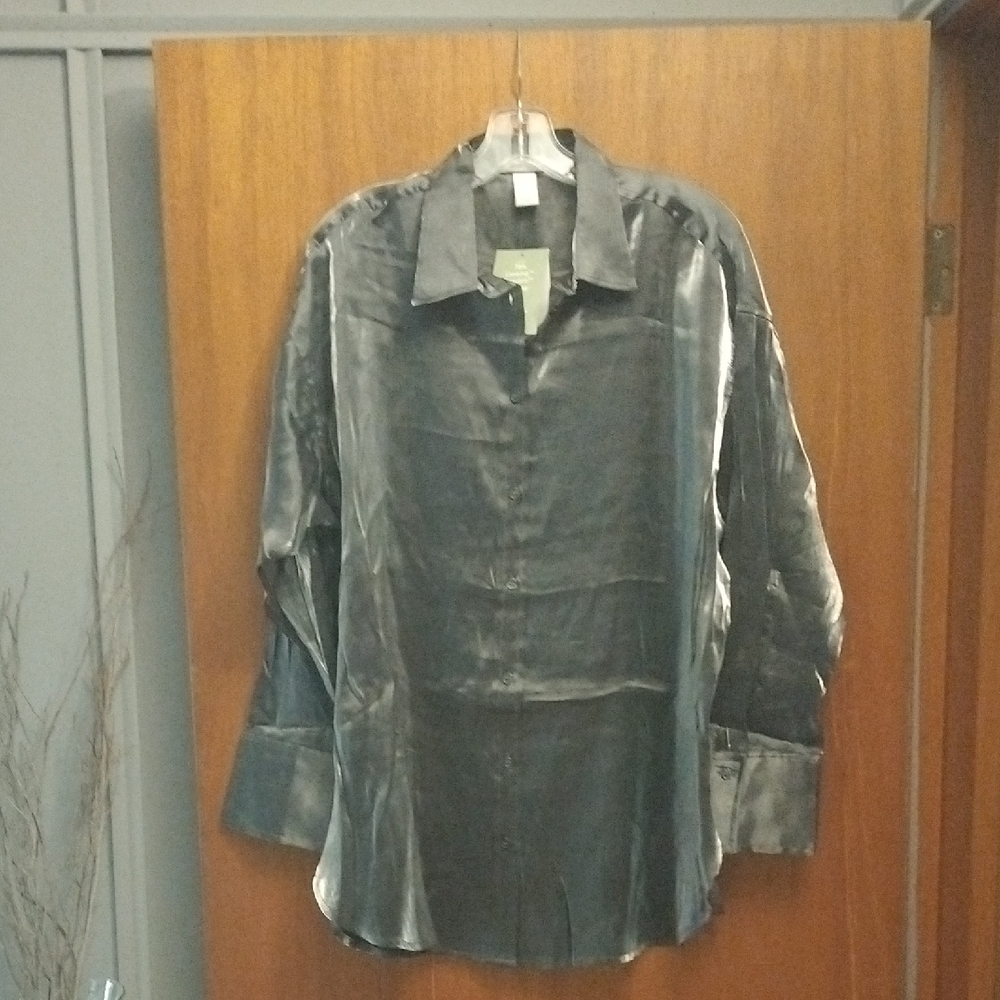 H&M Charcoal Satin Blouse Size Medium NWT